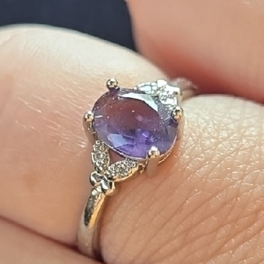 Elegant Purple Gemstone Silver Ring